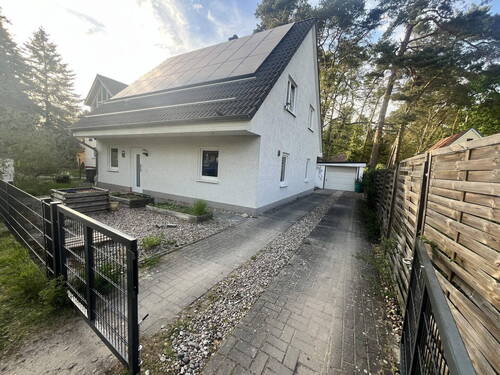 Ost/Süd Ansicht - 5 Zimmer Einfamilienhaus zum Kaufen in Glienicke Nordbahn