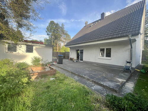 Nord/West Ansicht - 5 Zimmer Einfamilienhaus in Glienicke Nordbahn
