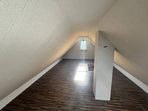 Dachboden von Ost nach West - 