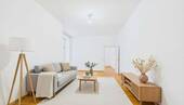 Wohnzimmer - Charmante 4 Zimmer Wohnung mit Gartenzugang im angesagten Szene-Kiez!