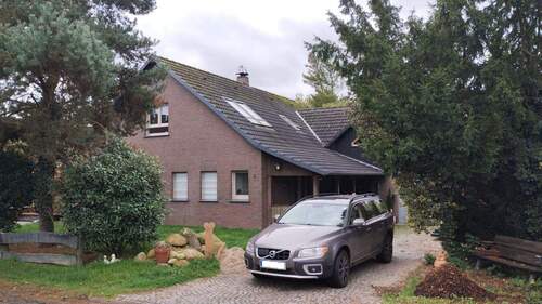 Hausansicht 1 - Liebevoll entwickeltes Einfamilienhaus auf großem Grundstück mit Charme und Potenzial