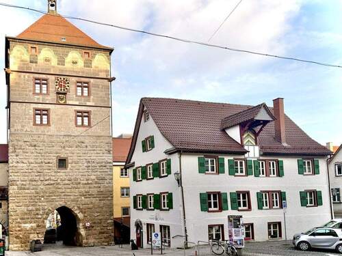 Aussenansicht - 8 Zimmer Mehrfamilienhaus, Wohnhaus zum Kaufen in Rottweil