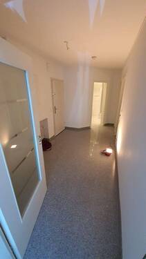 20250307_Flur 1.jpg - 