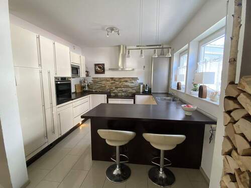 Bild 4 - Einfamilienhaus mit 220,00 m² in Schopfheim zum Kaufen