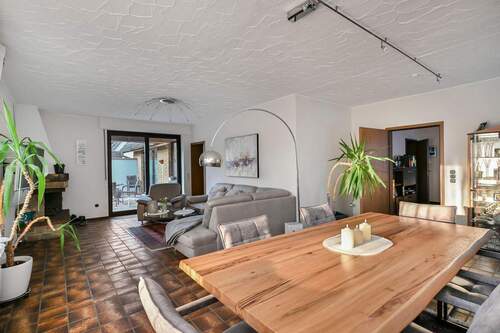 Wohn- und Essbereich - 1 Zimmer Mehrfamilienhaus, Wohnhaus in Osnabrück