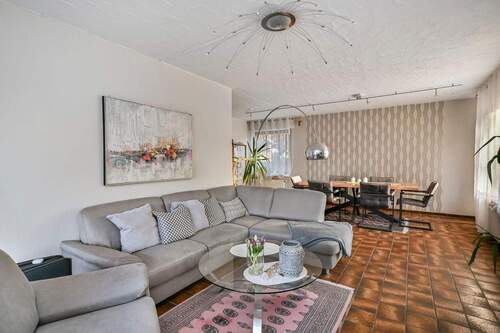 Wohn- und Essbereich - Mehrfamilienhaus, Wohnhaus mit 254,00 m&sup2; in Osnabrück zum Kaufen