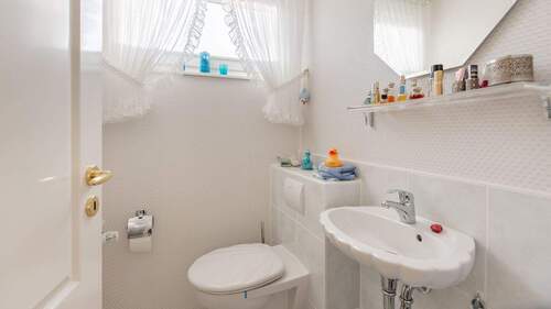 Gäste-WC - Einfamilienhaus mit 120,00 m&sup2; in Tangstedt zum Kaufen