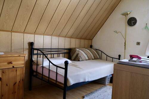 Schlafzimmer / Arbeitszimmer - 