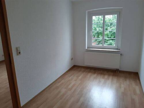 Schlafzimmer - 2 Zimmer Etagenwohnung zur Miete in Aschersleben