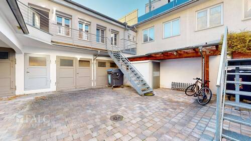 Innenhof Eingang Hinterhaus - 