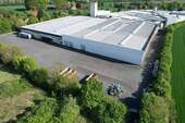 Drohne - Halle zur Miete in Pr. Oldendorf
