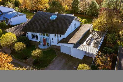 Bild 1 - Architektenhaus auf Traumgrundstück in ruhiger Lage