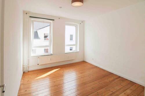 Schlafzimmer 2. OG - 