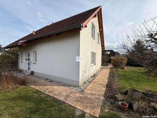 Ansicht Eingang 2 - Einfamilienhaus mit 106,00 m&sup2; in Taucha zum Kaufen