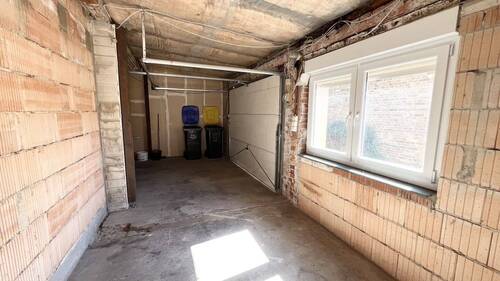 Garage / Werkstatt - 