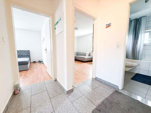 Flur - 3 Zimmer Etagenwohnung zur Miete in Sindelfingen