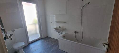 Bad - 2 Zimmer Etagenwohnung in Nürnberg