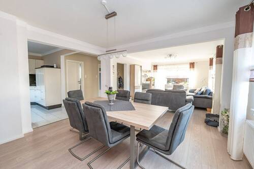 Ess- und Wohnzimmer - 