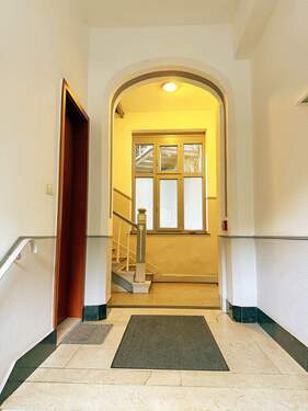 Empfangsberechtigt - Lage! Lage! Lage!: Stilvolle Dachgeschosswohnung in Pempelfort!