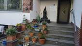 Hauseingang - 1 Zimmer Mehrfamilienhaus, Wohnhaus in Leipzig