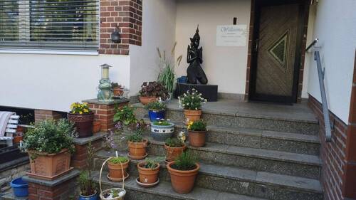 Hauseingang - 1 Zimmer Mehrfamilienhaus, Wohnhaus in Leipzig