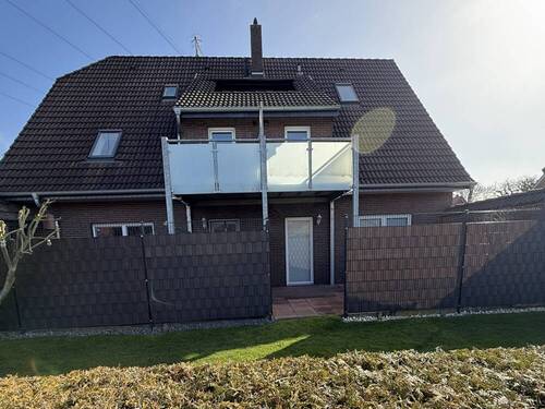 Seitenansicht Garten - 2 Zimmer Etagenwohnung zum Kaufen in Jever