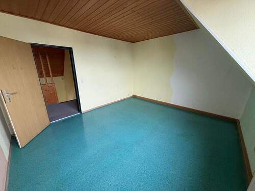 WhatsApp Image 2026-02-10 at 14.27.08 (1).jpeg - Mehrfamilienhaus, Wohnhaus mit 169,00 m&sup2; in Kulmbach zur Miete