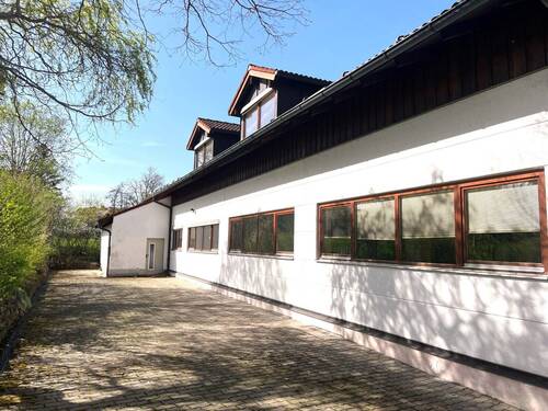 Ansicht Gewerbeobjekt - Rückseite - Halle zum Kaufen in Oberpframmern