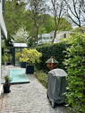 W Garten mit Gewächshaus - 