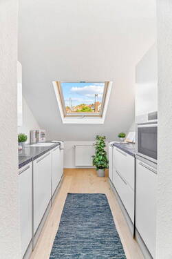KÜCHE - Etagenwohnung mit 44,00 m² in Stuttgart zum Kaufen