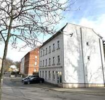 Geräumige Dreizimmerwohnung in zentrumsnaher, aber ruhiger Lage Nähe Campus - Zwickau Eckersbach