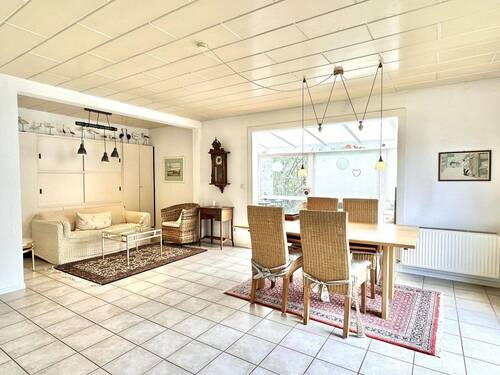 Großzügiges Essbereich - 