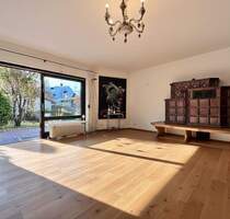 Zentrumsnahe Toplage im Grünen: EG-Wohnung mit Terrasse, Bergblick & großzügigem Hobbyraum - Garmisch-Partenkirchen