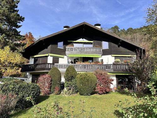 Hausansicht - 3 Zimmer Etagenwohnung zum Kaufen in Garmisch-Partenkirchen