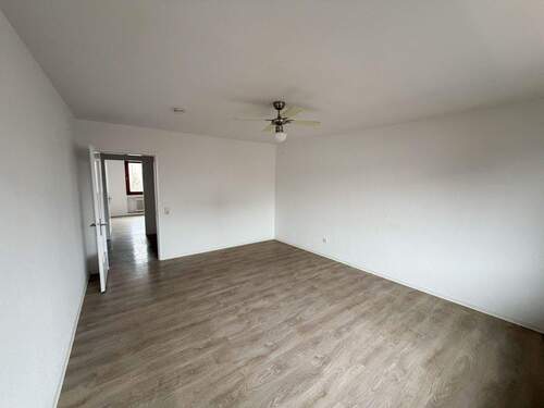 2. Zimmer Ansicht innen.jpg - 2 Zimmer Etagenwohnung in Bremerhaven