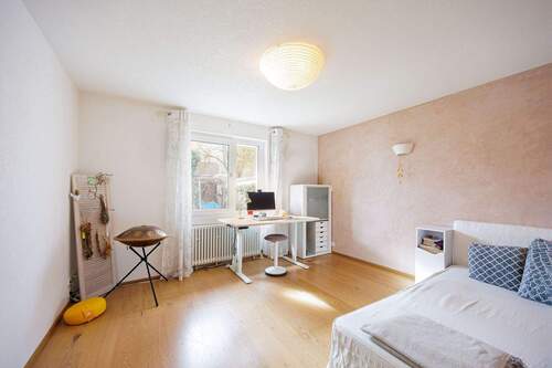 Schlafzimmer - Bungalow mit 113,00 m&sup2; in Kornwestheim zum Kaufen