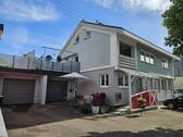 Eingang barrierefrei EG und Garagen - 
