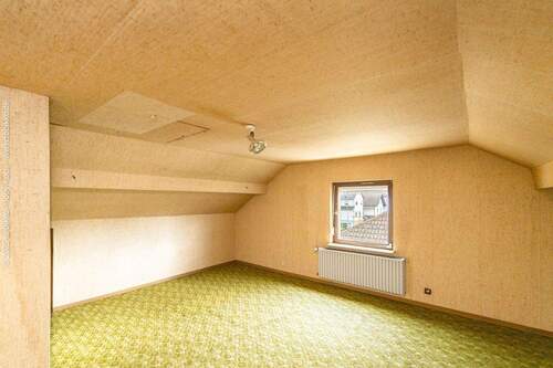Dachboden Raum 2 - 