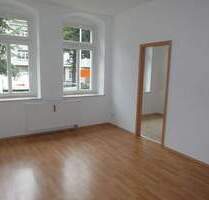 Frei ab 1.1.26 - mit Balkon und Laminat zum TOP Mietpreis - Chemnitz Hilbersdorf