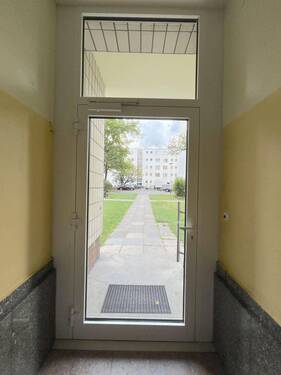 Bild 3 - 2 Zimmer Etagenwohnung in Berlin