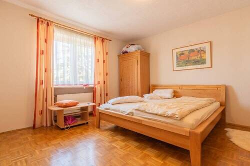 Schlafzimmer (2) - 5 Zimmer Einfamilienhaus in Landshut