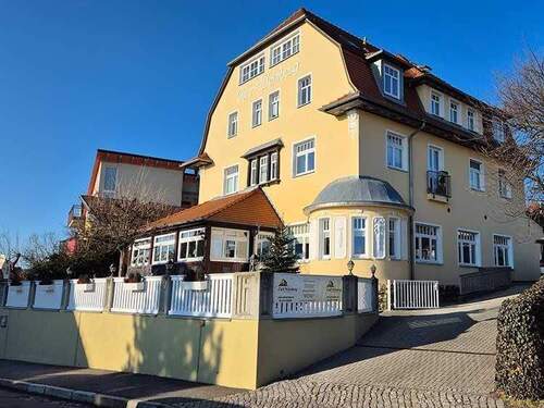 Gebäudeansicht - 1 Zimmer Etagenwohnung zur Miete in Dresden