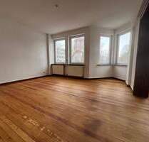 Teilrenovierte 4-ZKB-Wohnung mit Balkon in Bremerhaven