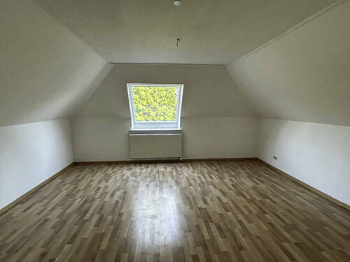 Zimmer 2 im Dachgeschoss - 