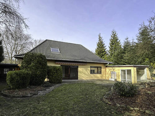 Haus vom Garten aus - 