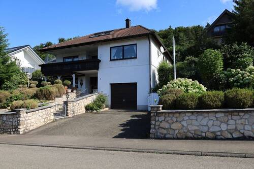 Ansicht 2 - 6 Zimmer Einfamilienhaus zum Kaufen in Albstadt