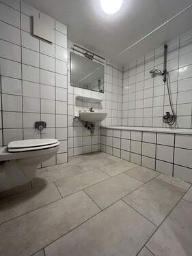Bild 2 - 3 Zimmer Etagenwohnung zur Miete in Leipzig