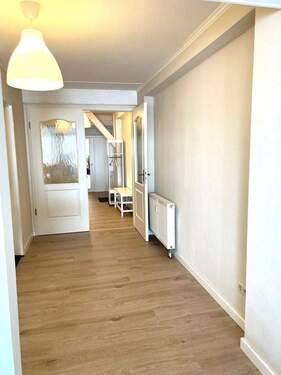 Arbeitsbereich mit Blick Flur - 