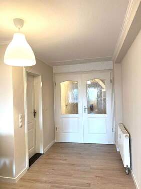 Durchgang Arbeitsbereich Flur - 