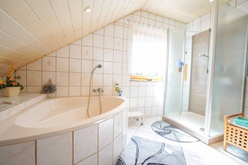 Badezimmer DG - 